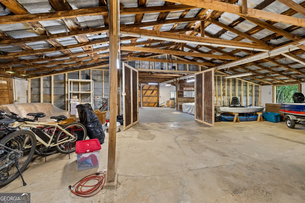 828 Garner RD Cornelia, GA 30531