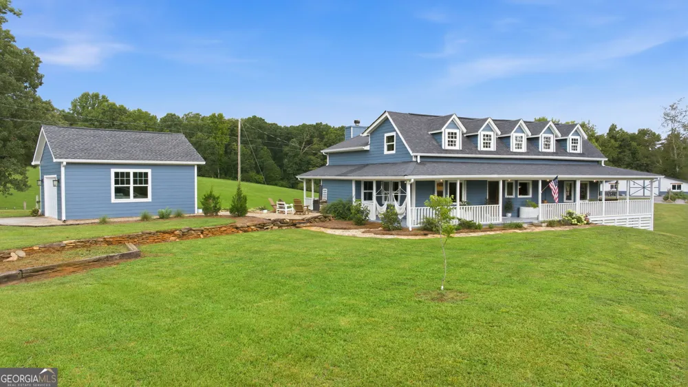 828 Garner RD Cornelia, GA 30531