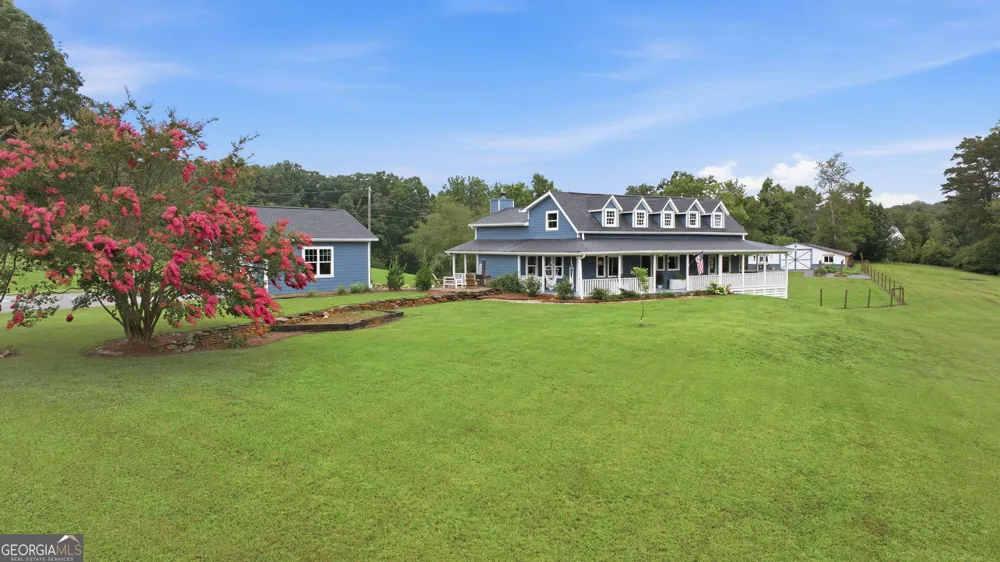 828 Garner RD Cornelia, GA 30531