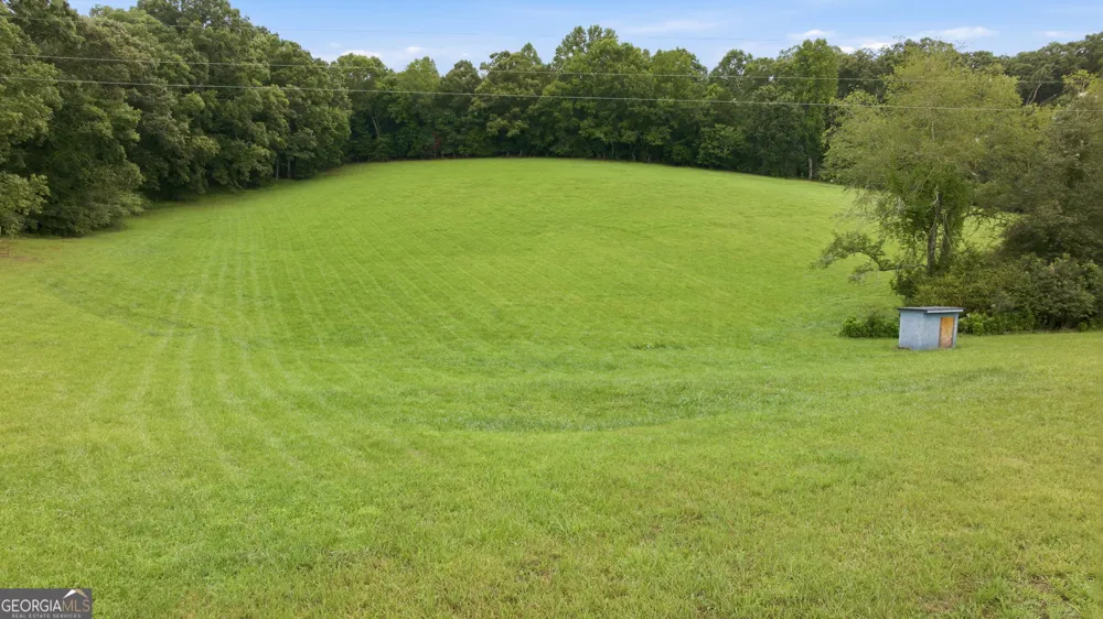 828 Garner RD Cornelia, GA 30531
