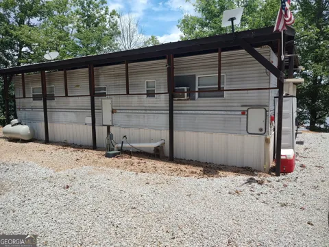 372 Pope Lane