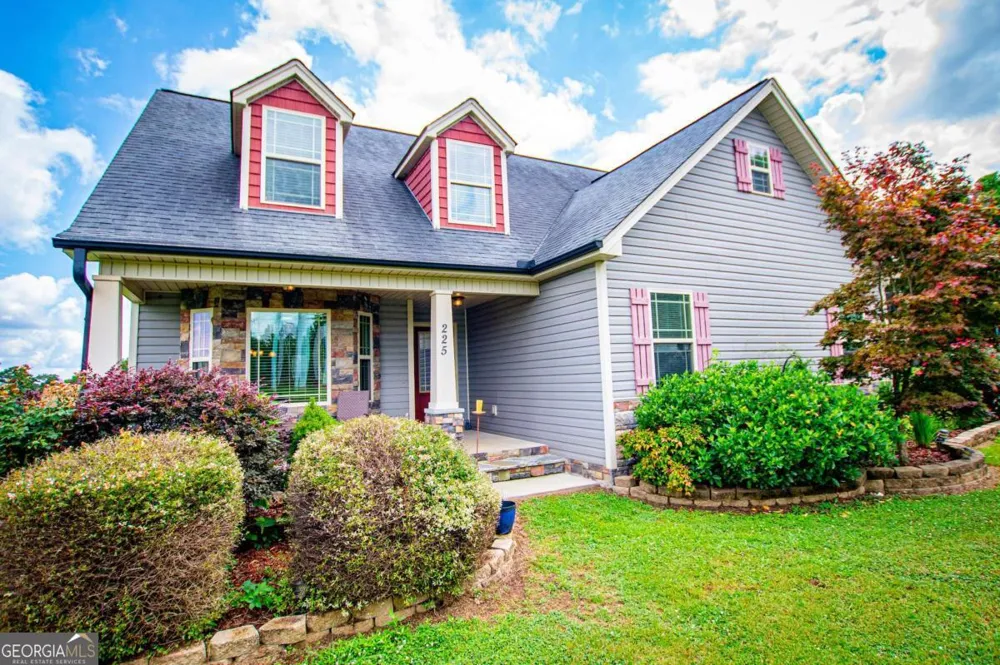 225 Hilltop RD Roopville, GA 30170