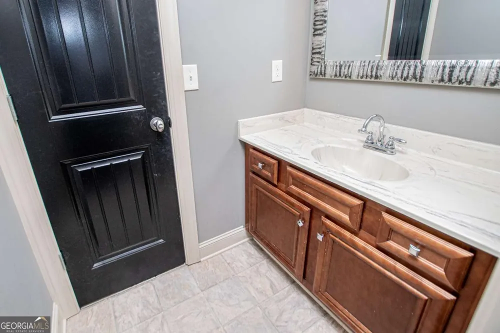 225 Hilltop RD Roopville, GA 30170