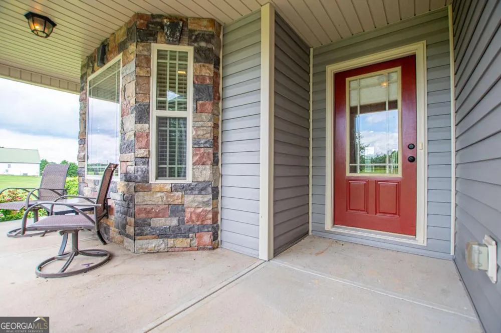 225 Hilltop RD Roopville, GA 30170