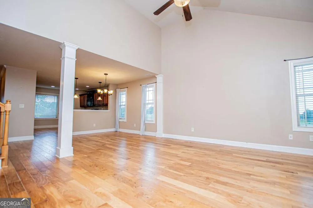 225 Hilltop RD Roopville, GA 30170