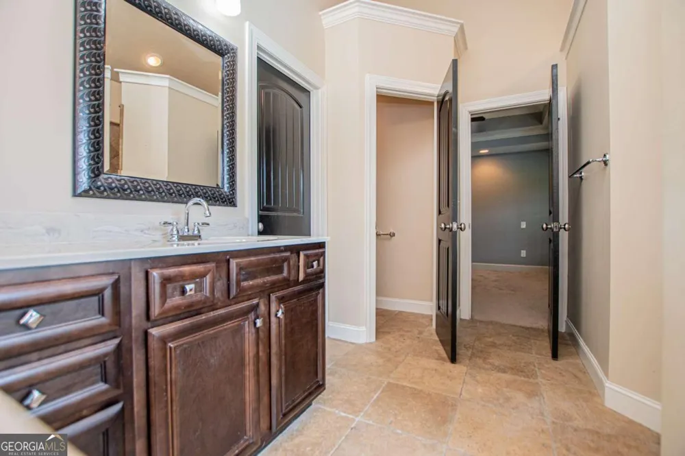 225 Hilltop RD Roopville, GA 30170