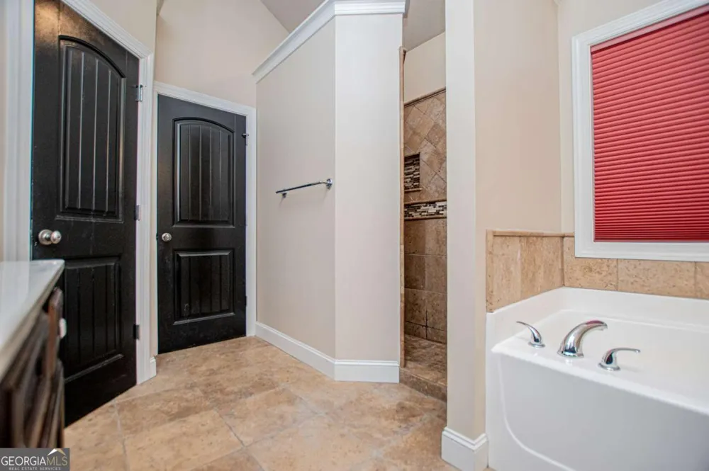 225 Hilltop RD Roopville, GA 30170