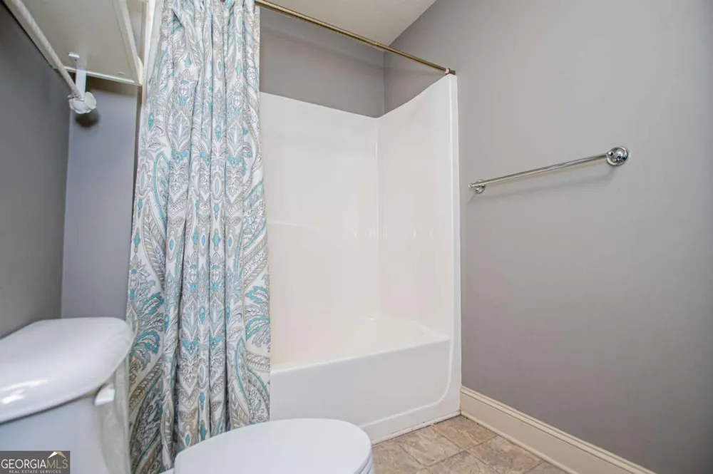 225 Hilltop RD Roopville, GA 30170