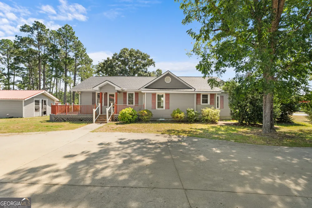 3367 Rocky Ford RD Portal, GA 30450