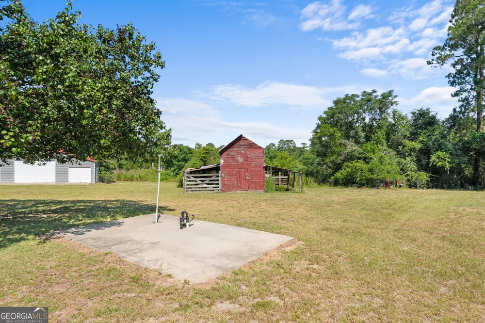 3367 Rocky Ford RD Portal, GA 30450