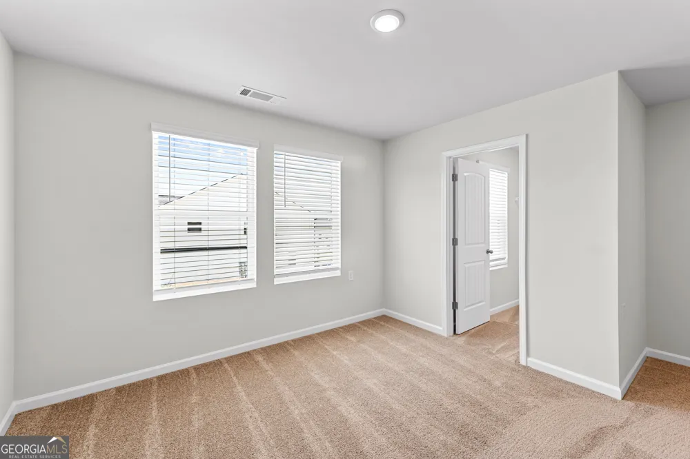 4825 ORCHARD Grove WAY Gainesville, GA 30504