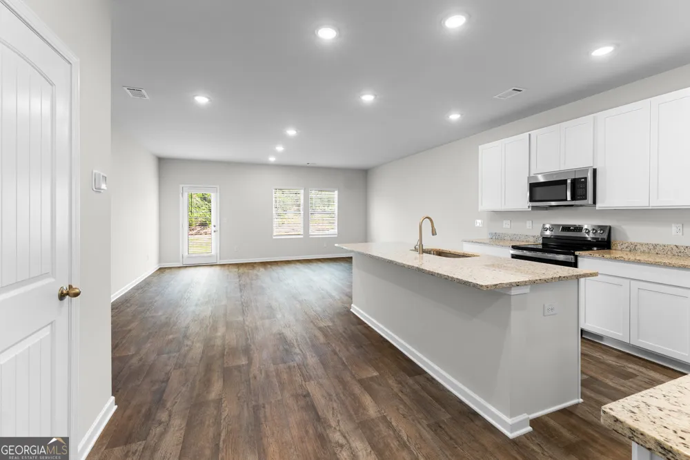 4825 ORCHARD Grove WAY Gainesville, GA 30504