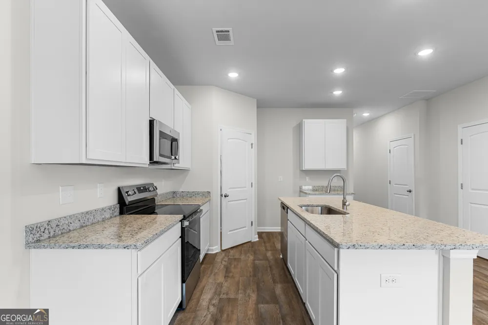 4825 ORCHARD Grove WAY Gainesville, GA 30504