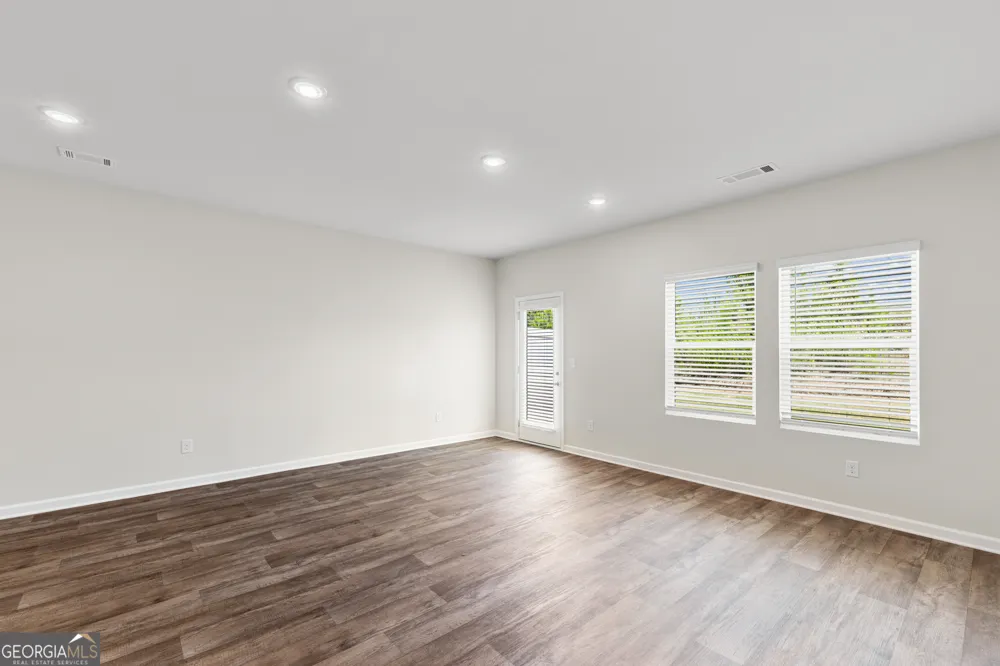4825 ORCHARD Grove WAY Gainesville, GA 30504