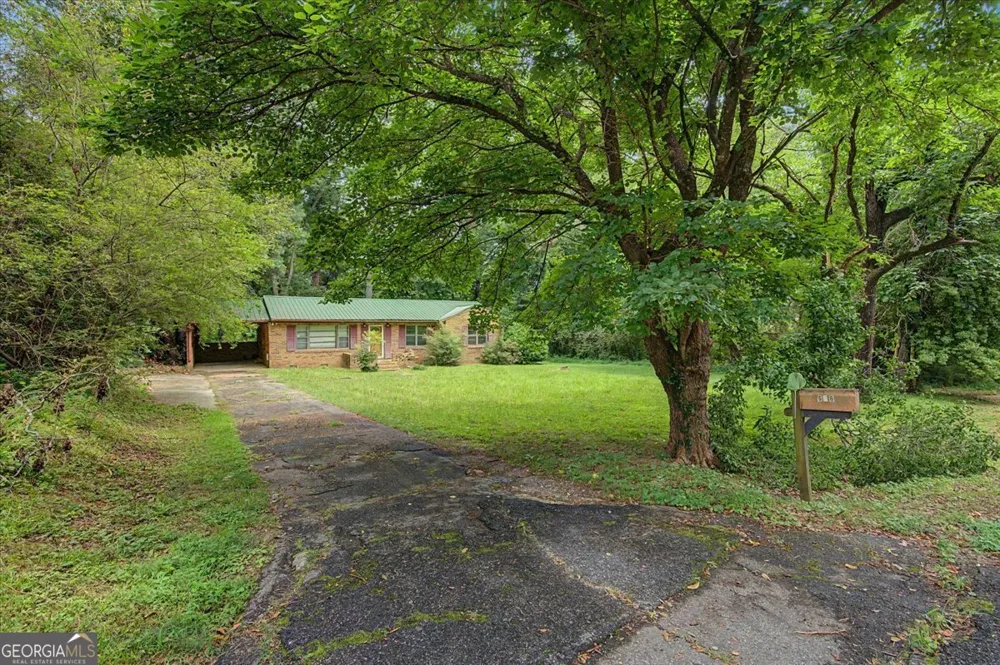 606 Carrollton ST Bremen, GA 30110