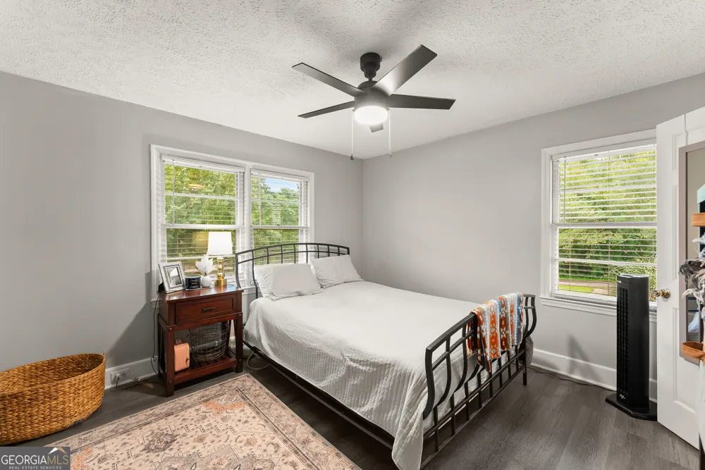 5907 Main ST Lula, GA 30554