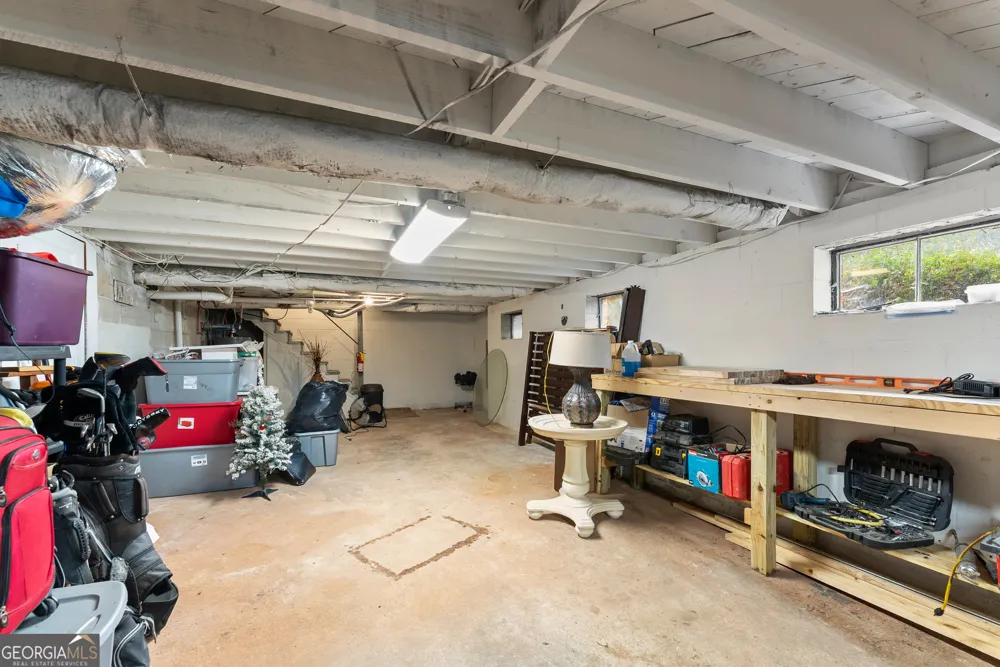 5907 Main ST Lula, GA 30554
