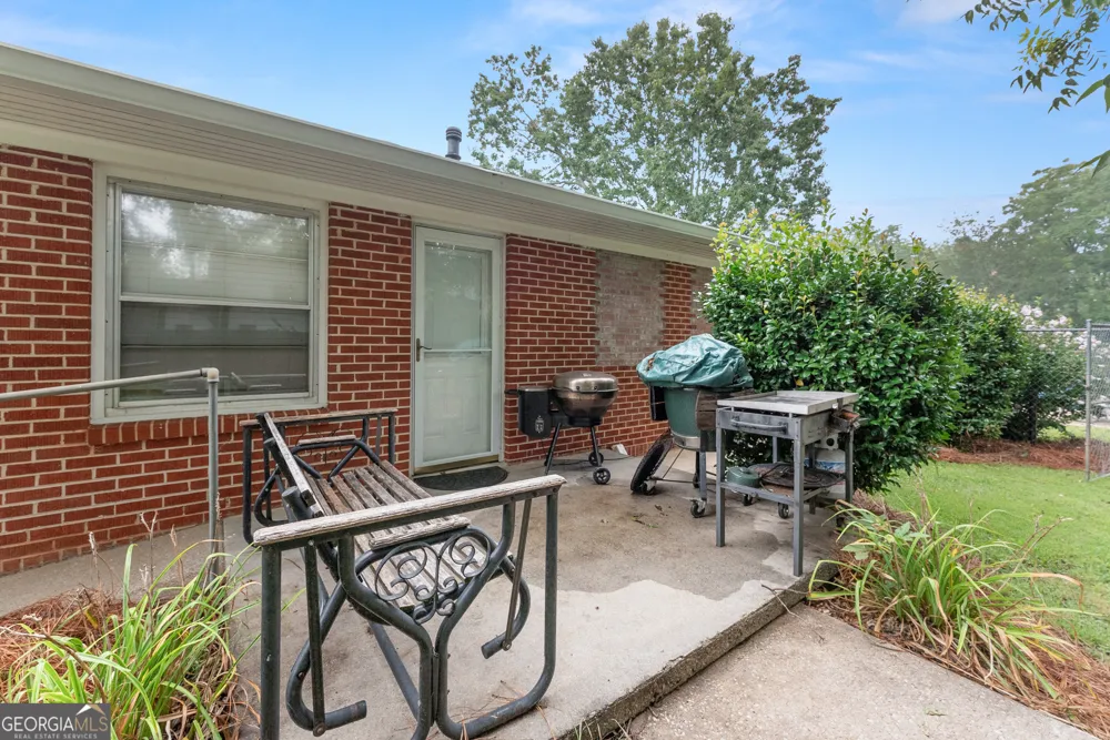 5907 Main ST Lula, GA 30554