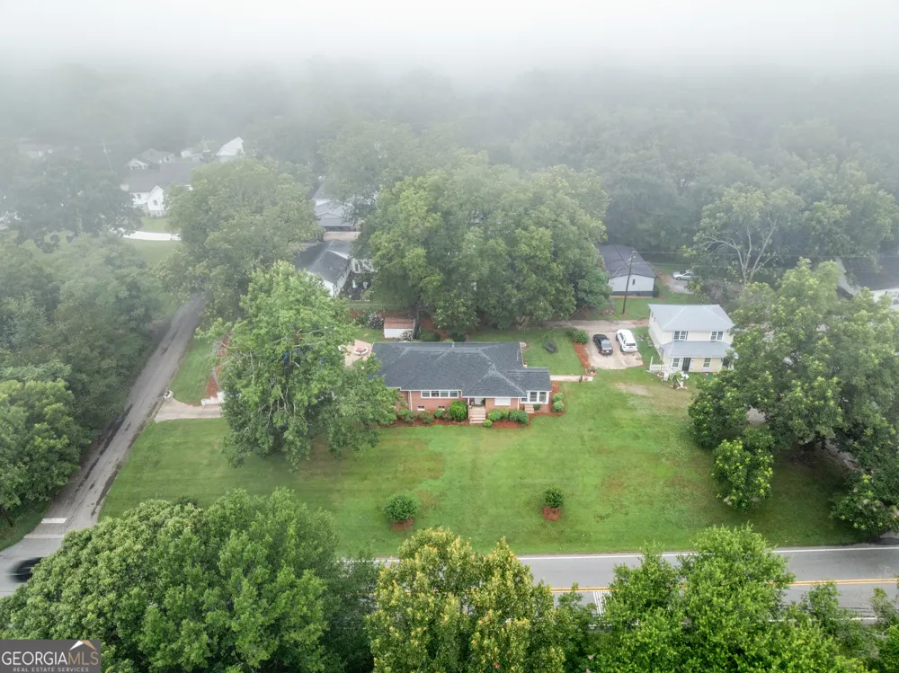 5907 Main ST Lula, GA 30554