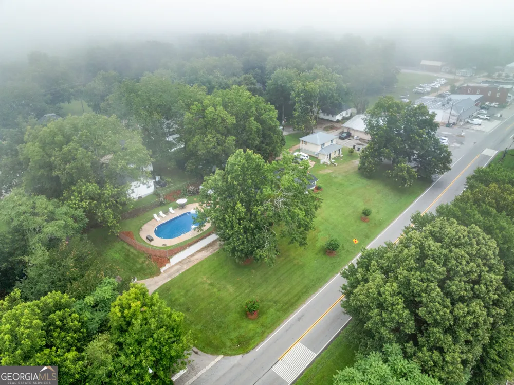 5907 Main ST Lula, GA 30554