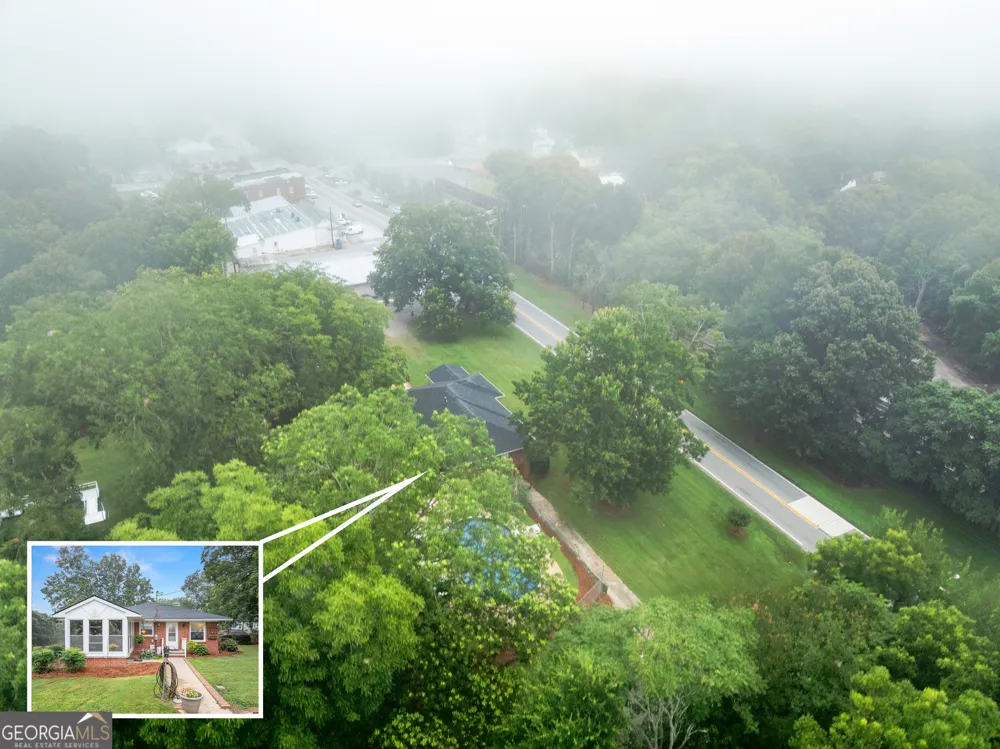 5907 Main ST Lula, GA 30554
