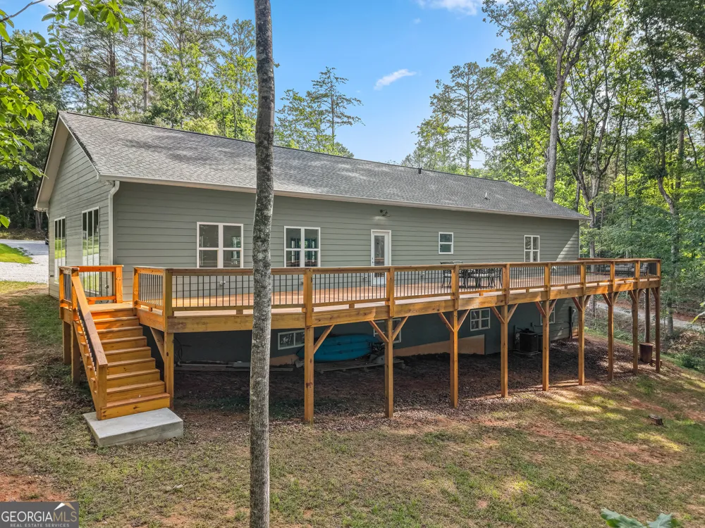 684 McCrackin RD Lakemont, GA 30552