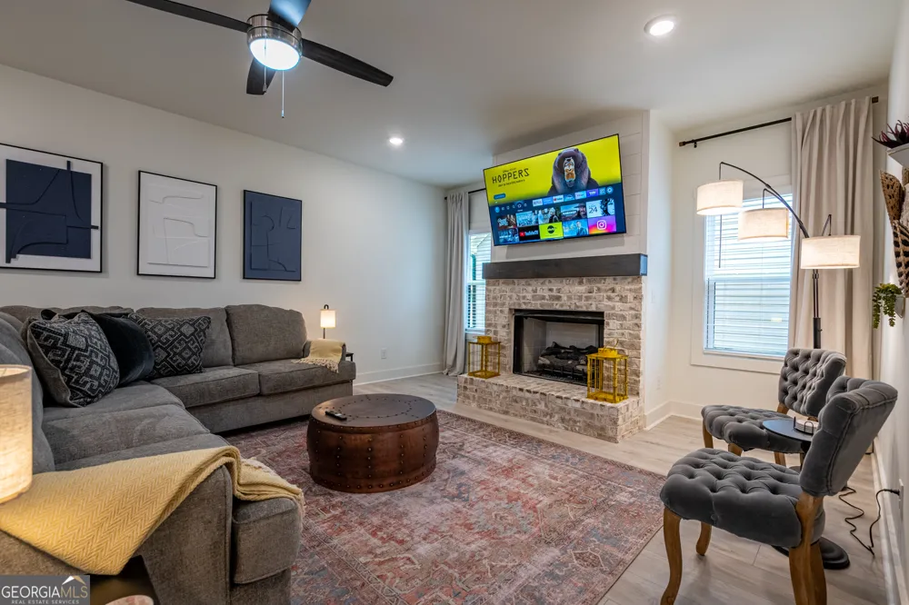 38 Puckett RD SE Emerson, GA 30137