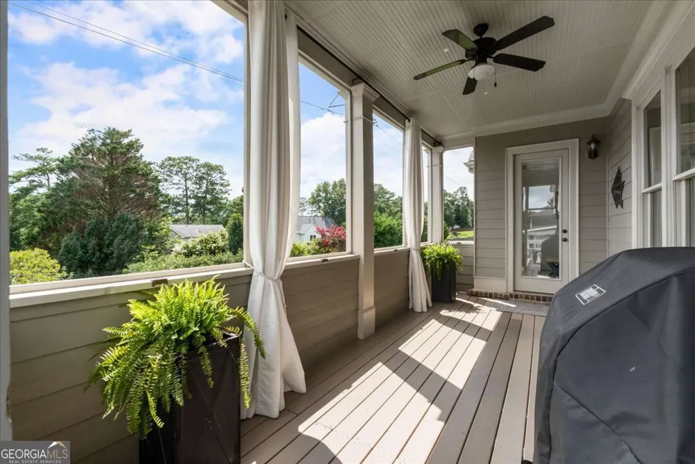 657 Dunbrody DR Milton, GA 30004