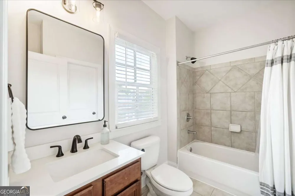657 Dunbrody DR Milton, GA 30004