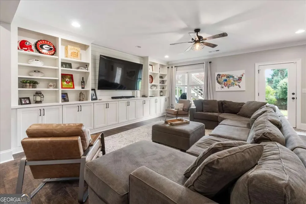 657 Dunbrody DR Milton, GA 30004