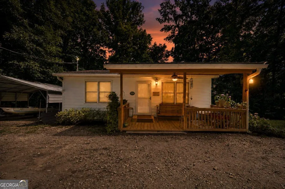 216 River Oak DR Eatonton, GA 31024