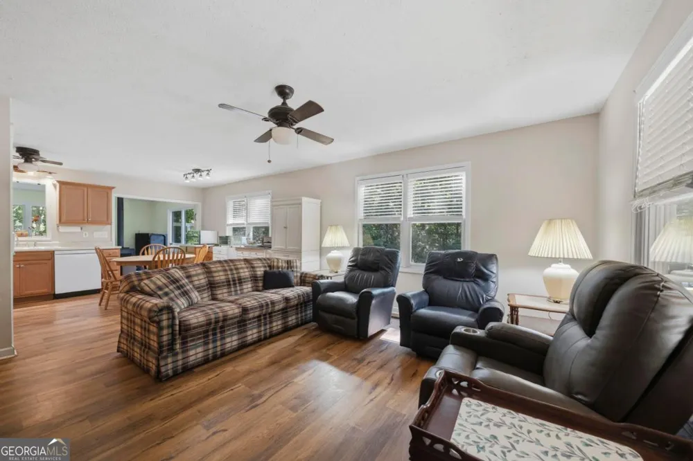 216 River Oak DR Eatonton, GA 31024