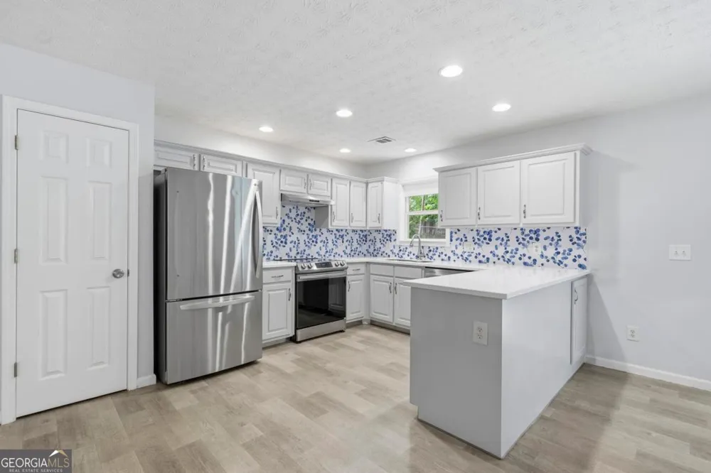 372 East Riverbend DR Eatonton, GA 31024