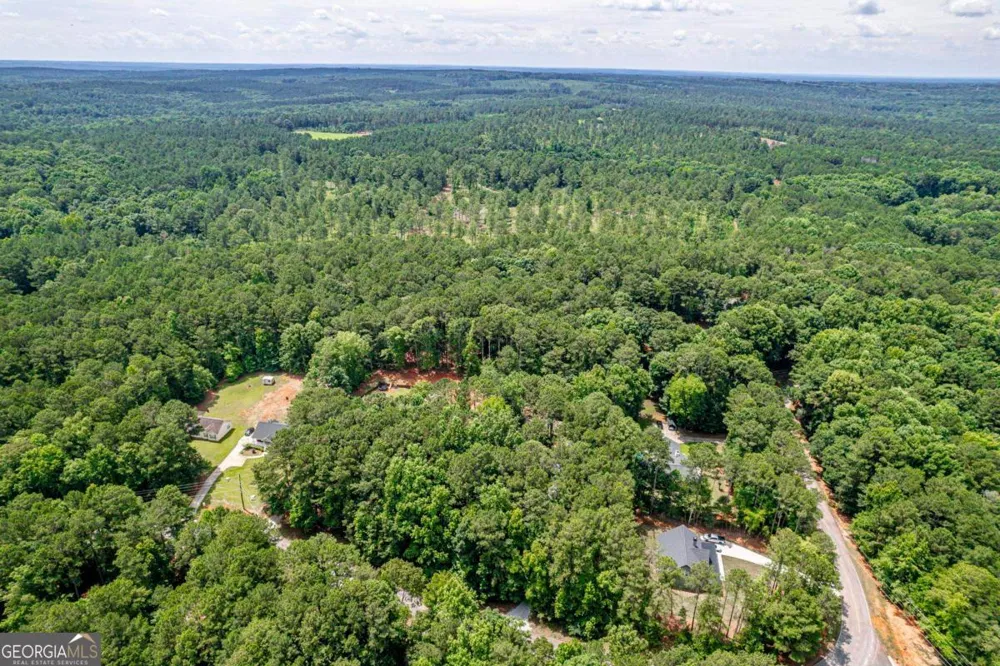 372 East Riverbend DR Eatonton, GA 31024