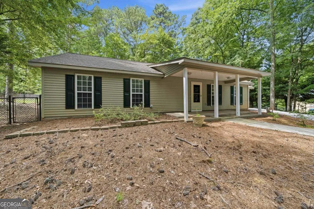 372 East Riverbend DR Eatonton, GA 31024