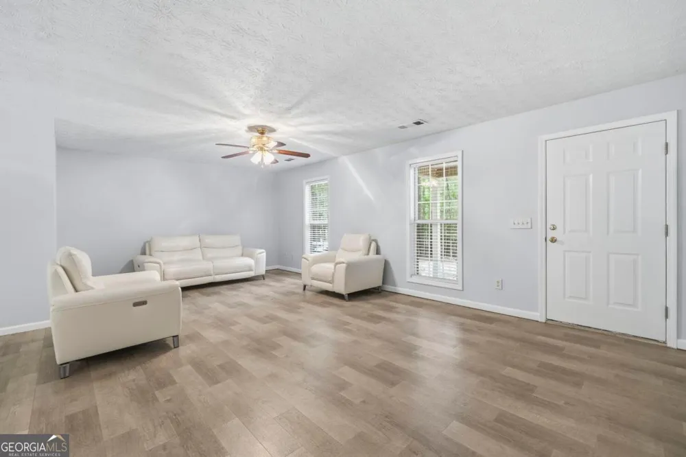 372 East Riverbend DR Eatonton, GA 31024