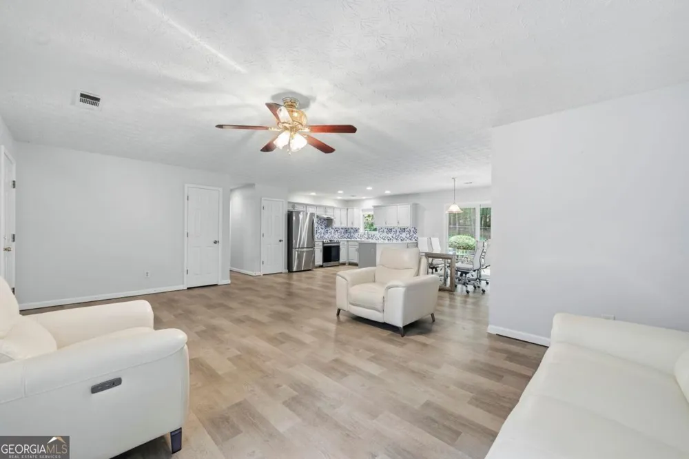 372 East Riverbend DR Eatonton, GA 31024