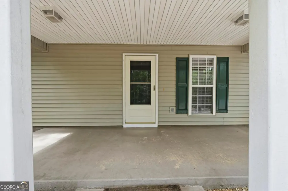 372 East Riverbend DR Eatonton, GA 31024