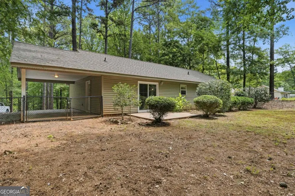 372 East Riverbend DR Eatonton, GA 31024