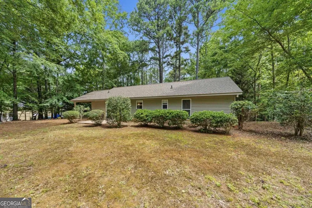 372 East Riverbend DR Eatonton, GA 31024