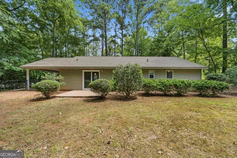 372 East Riverbend DR Eatonton, GA 31024