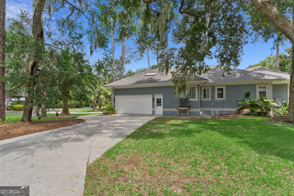 400 Vassar Point DR St. Simons, GA 31522
