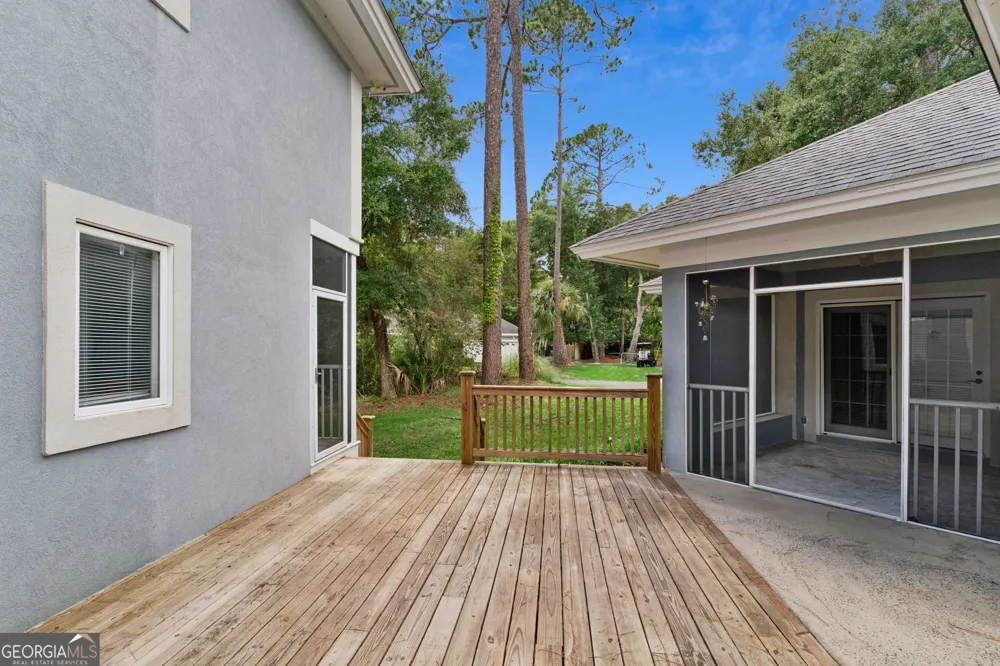 400 Vassar Point DR St. Simons, GA 31522