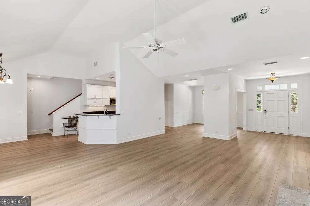 400 Vassar Point DR St. Simons, GA 31522