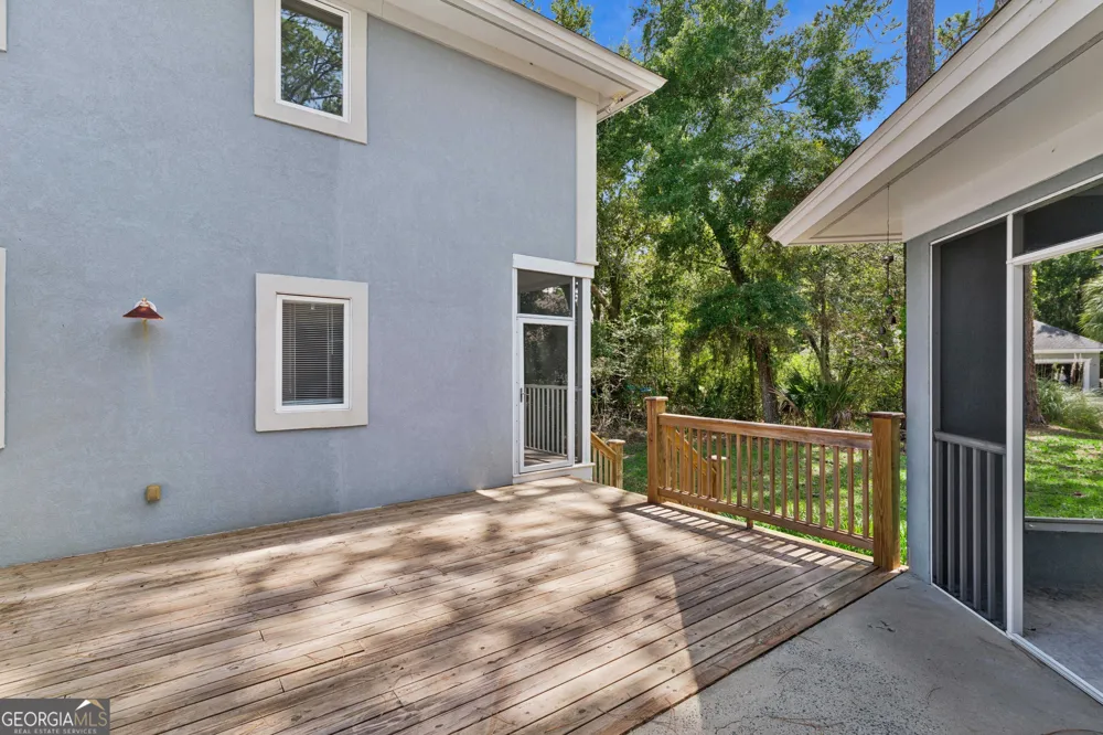 400 Vassar Point DR St. Simons, GA 31522