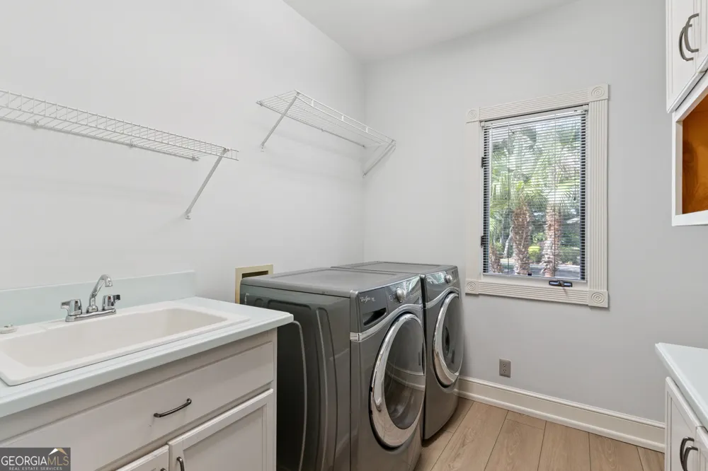 400 Vassar Point DR St. Simons, GA 31522