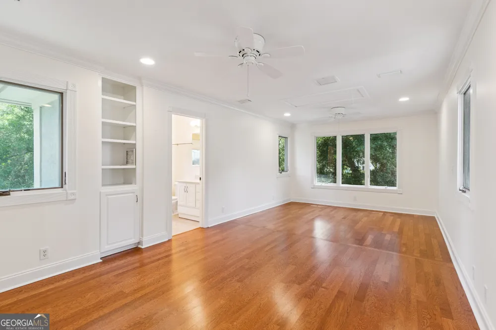 400 Vassar Point DR St. Simons, GA 31522