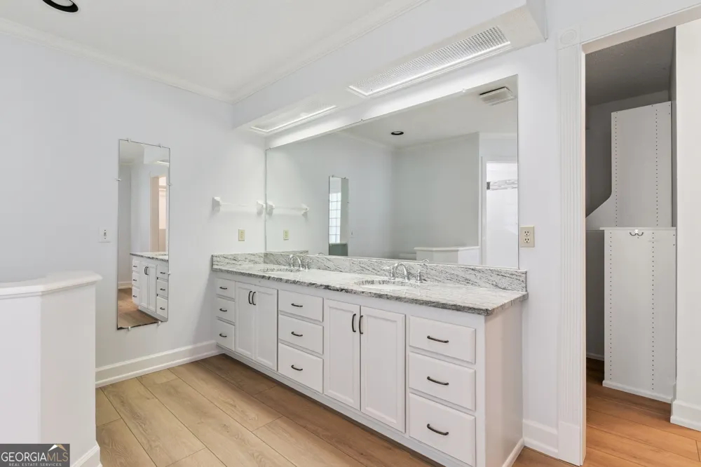 400 Vassar Point DR St. Simons, GA 31522
