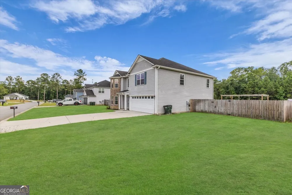 94 Long Way ST NE Ludowici, GA 31316