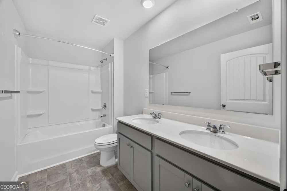 4840 Golden Finch LN SW Powder Springs, GA 30127